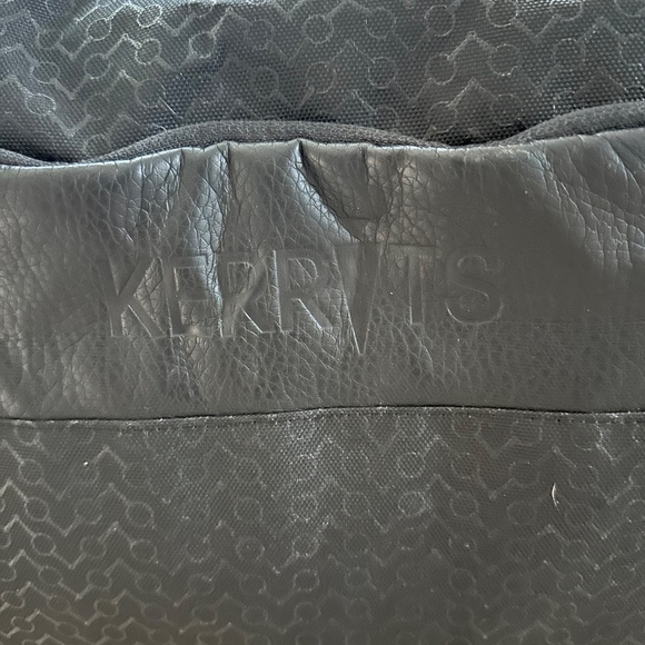 Kerrits EQ Duffle Bag Black - Picture 4 of 9